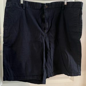 Old Navy shorts - size 42